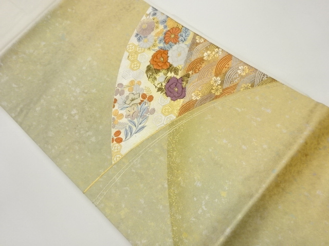 金彩花輪に荒波・青海波・亀甲模様刺繍名古屋帯